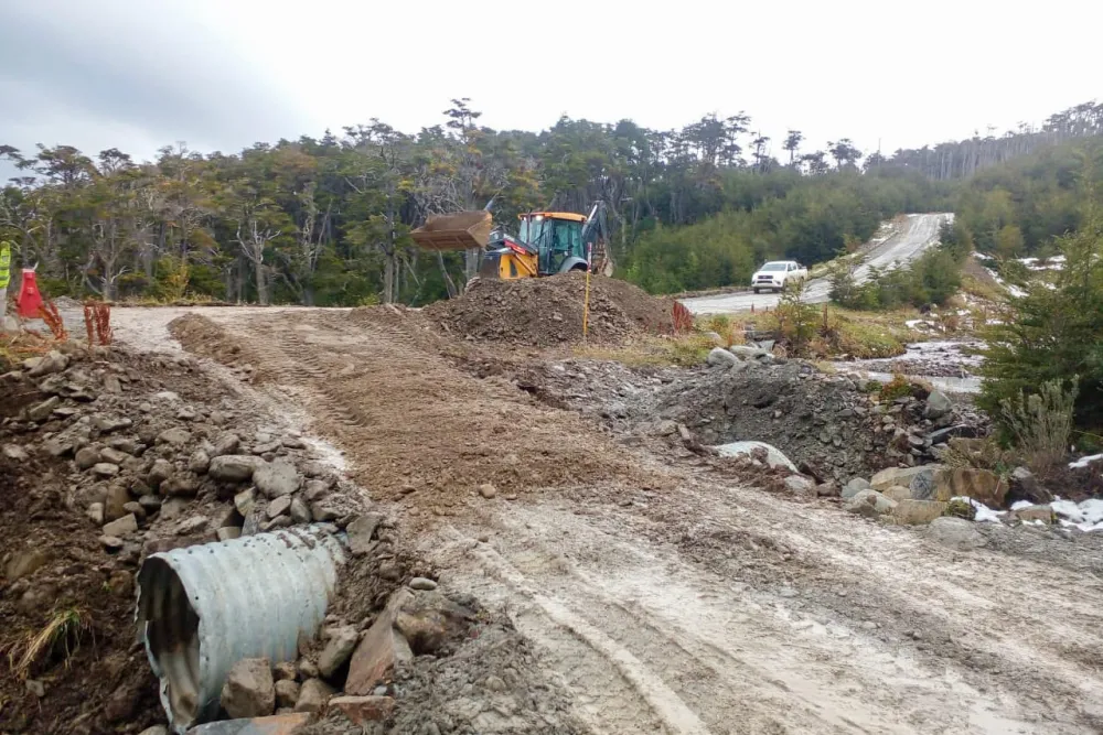 La DPV se encuentra trabajando para despejar la ruta y asegurar la transitabilidad en la zona.
