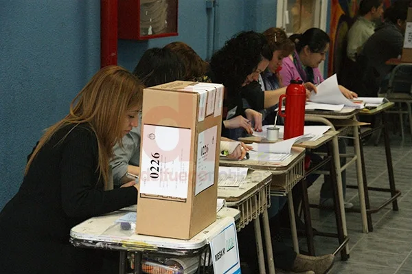 El domingo 27 de octubre, los fueguinos elegirán a sus diputados y senadores.