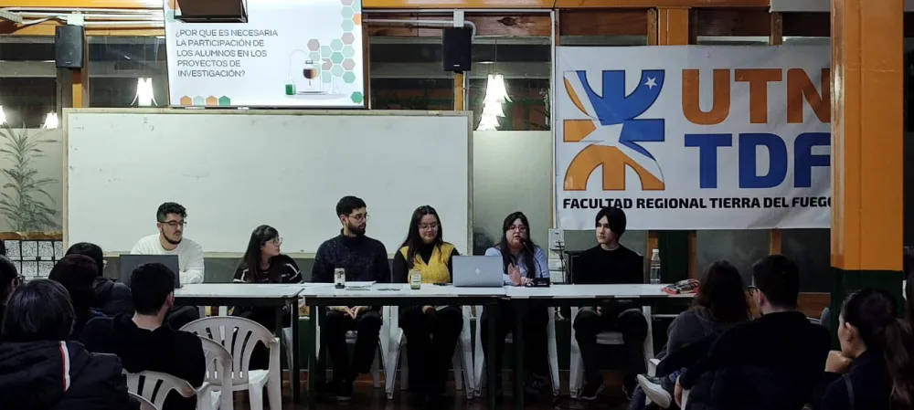 Estudiantes de la UTN presentaron un innovador proyecto de Producción de Alginatos