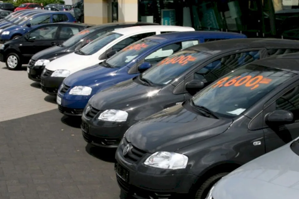 Gobierno anunció una rebaja de los impuestos para la compra y venta de autos
