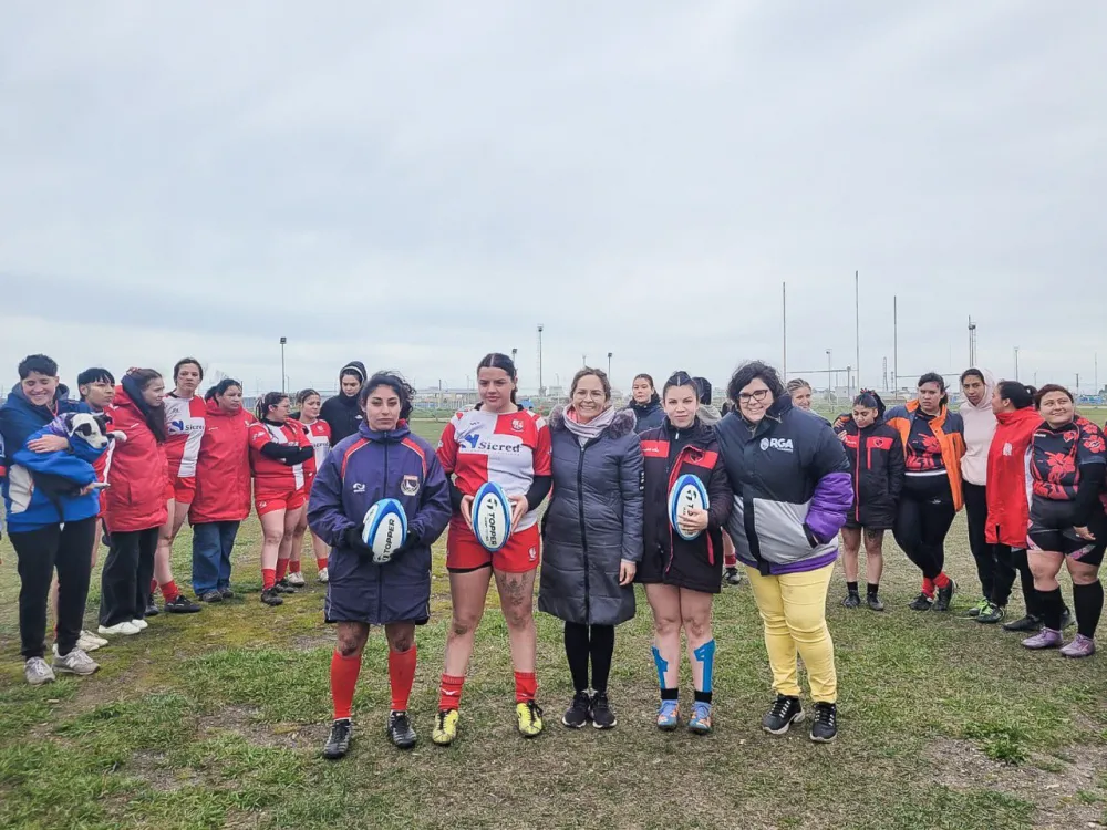 Se llevó adelante el segundo triangular de rugby femenino