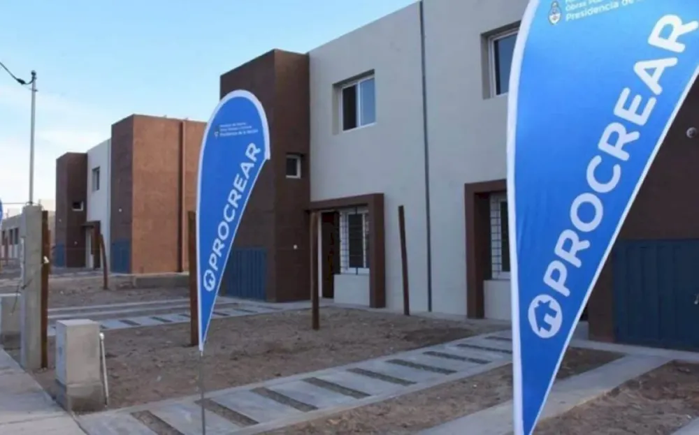 El programa de acceso a la vivienda llegaría a su fin por decisión de Javier Milei y Luis Caputo, según informó Manuel Adorni este lunes.