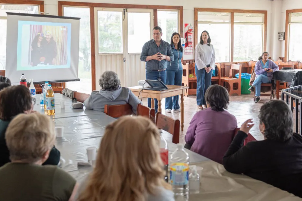 El Intendente compartió un almuerzo con adultos y adultas mayores