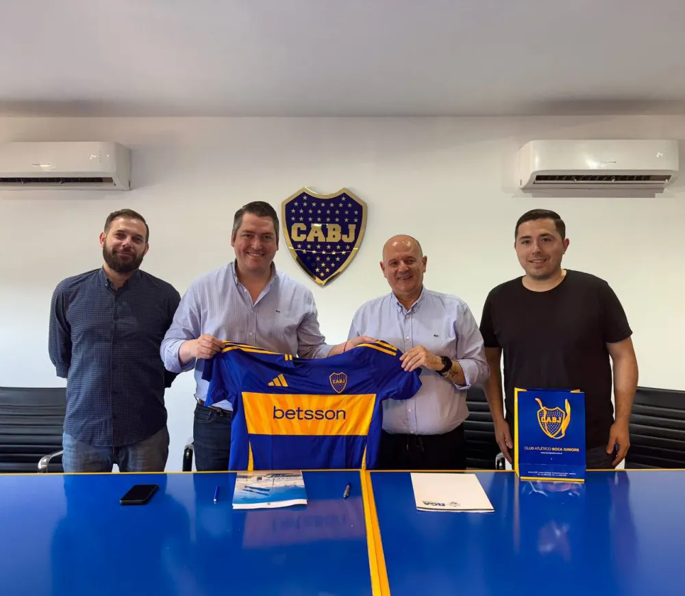 El intendente Martín Perez y autoridades del Club Atlético Boca Juniors firmaron un convenio a partir del cual se extiende por tercer año consecutivo el trabajo mancomunado entre ambas instituciones.