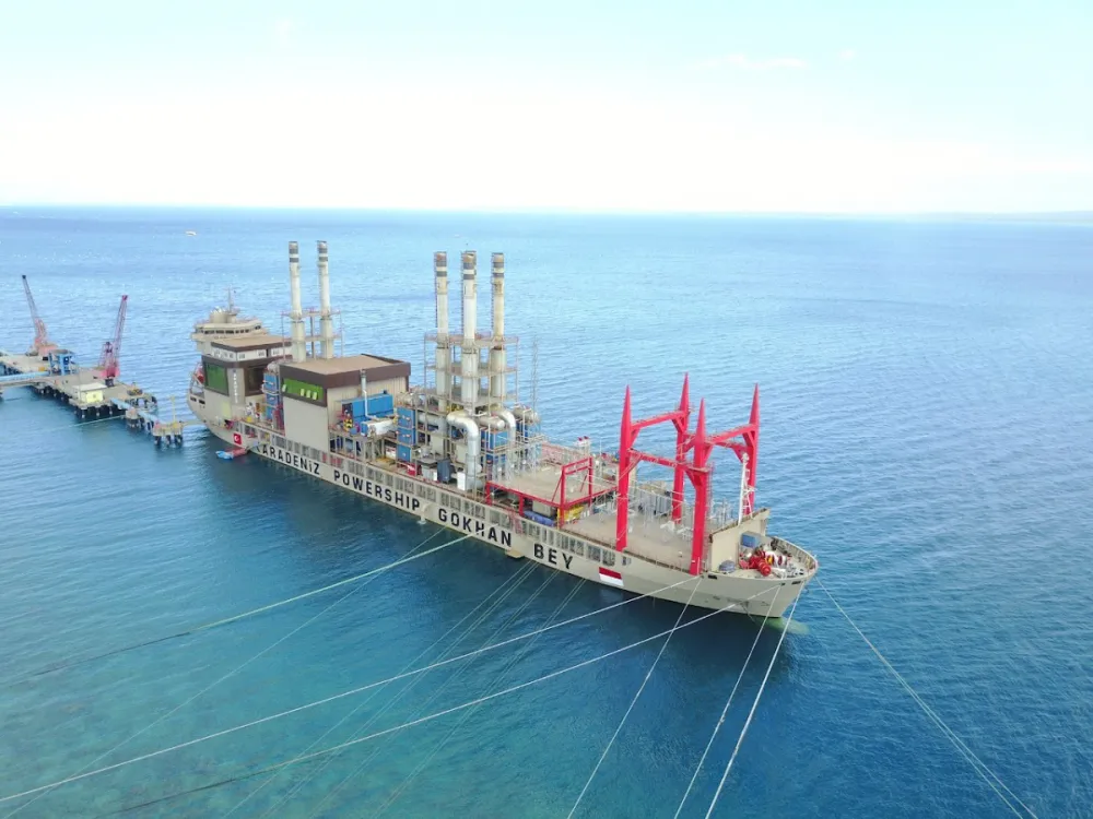Alarma por la posible contratación de barcazas flotantes para la generación eléctrica