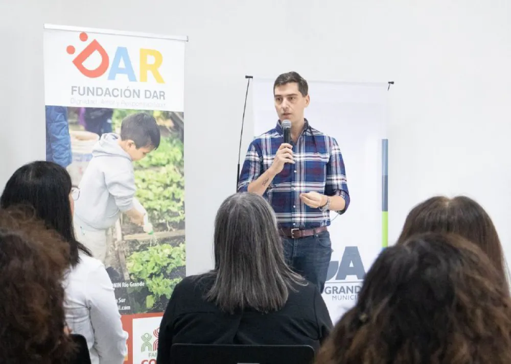 Municipio y Fundación Dar-Conin unen fuerzas contra la obesidad infantil