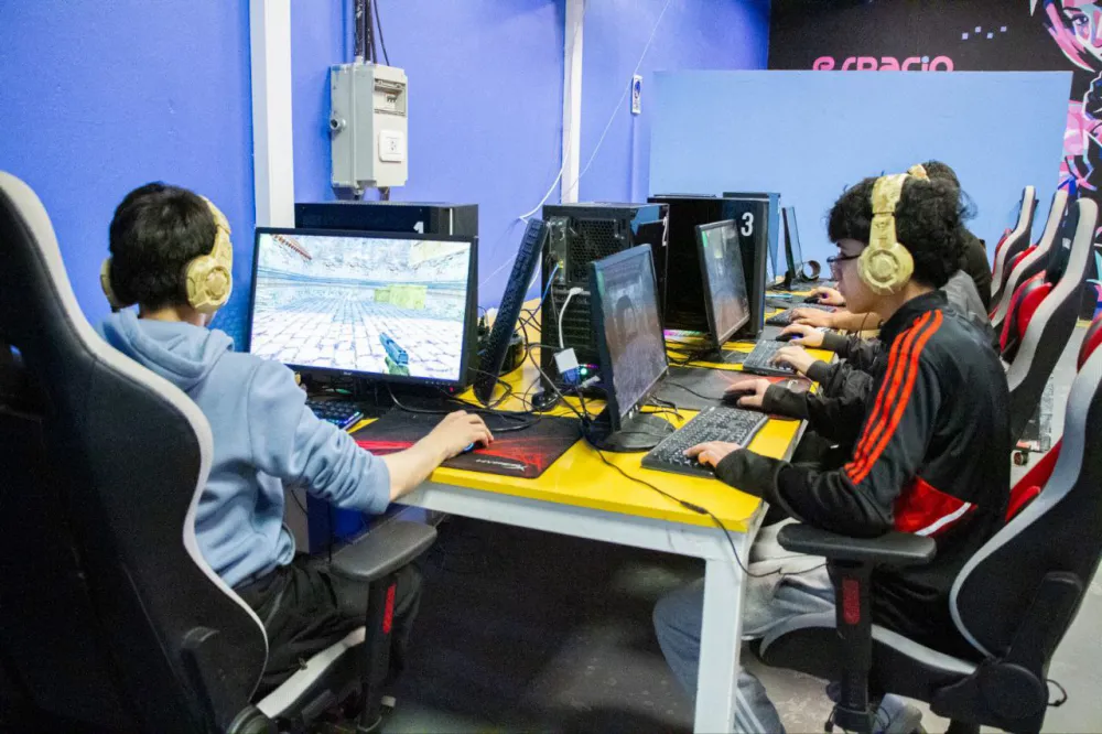 Se viene el Torneo Retro de Counter Strike 1.6 en el Ciber Rocío