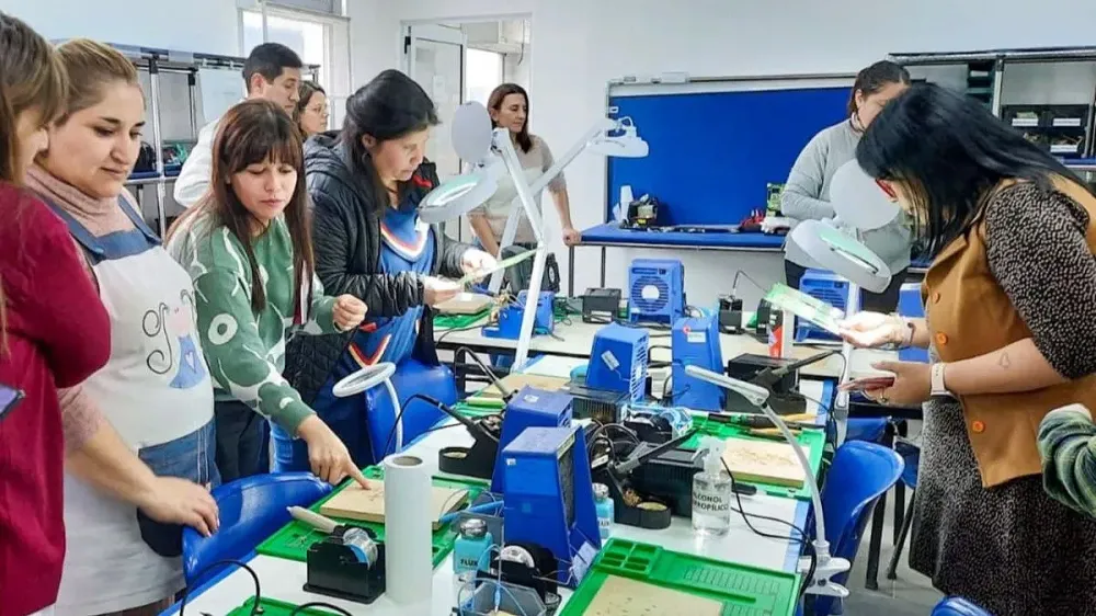 Lanzaron una nueva edición del programa “Así Fabricamos Acá”