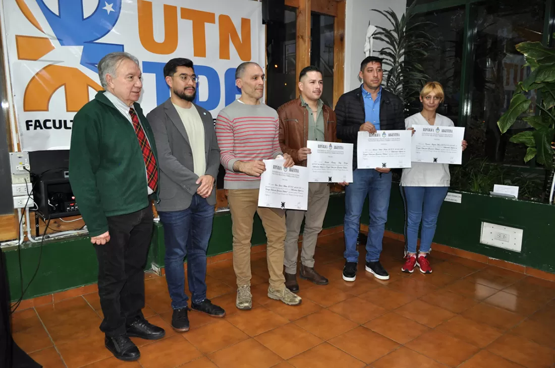 Nuevos diplomados en Energías Renovables e Inglés Técnico Profesional
