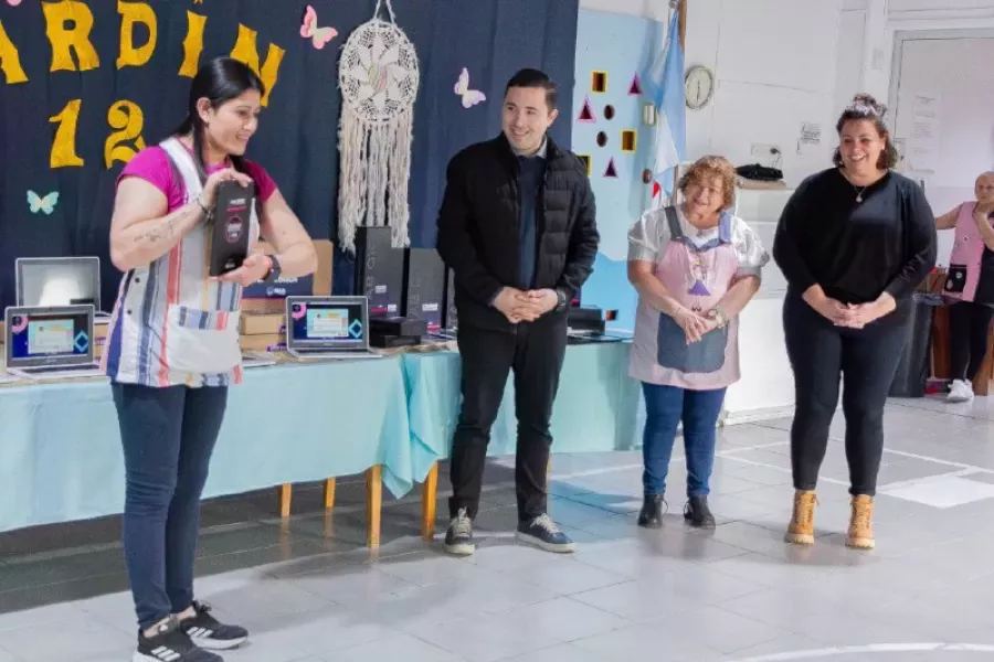 El Jardin N°12 se suma a la red de Nodos de Inclusión Tecnológica