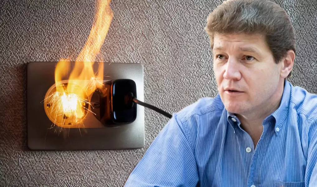Melella removió lo que quedaba de la cúpula de Energía