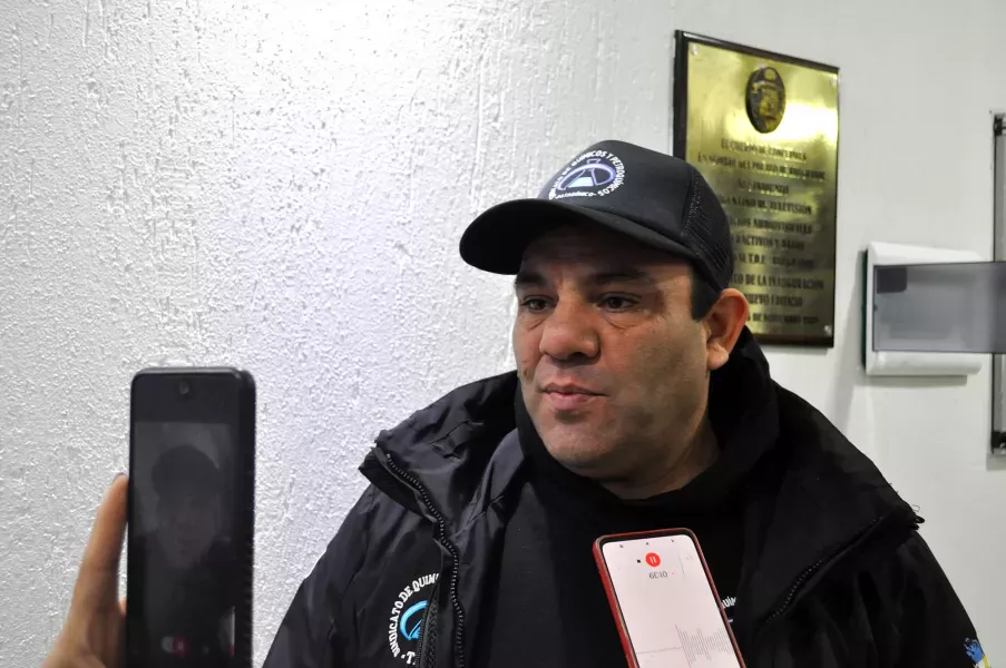 Esteban Sepúlveda, secretario General del Sindicato Único del Personal de la Industria Química y Petroquímica