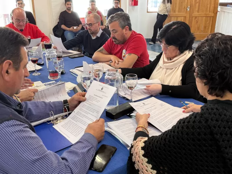 Concejo Deliberante de Tolhuin avanza en control presupuestario y ordenamiento del tránsito