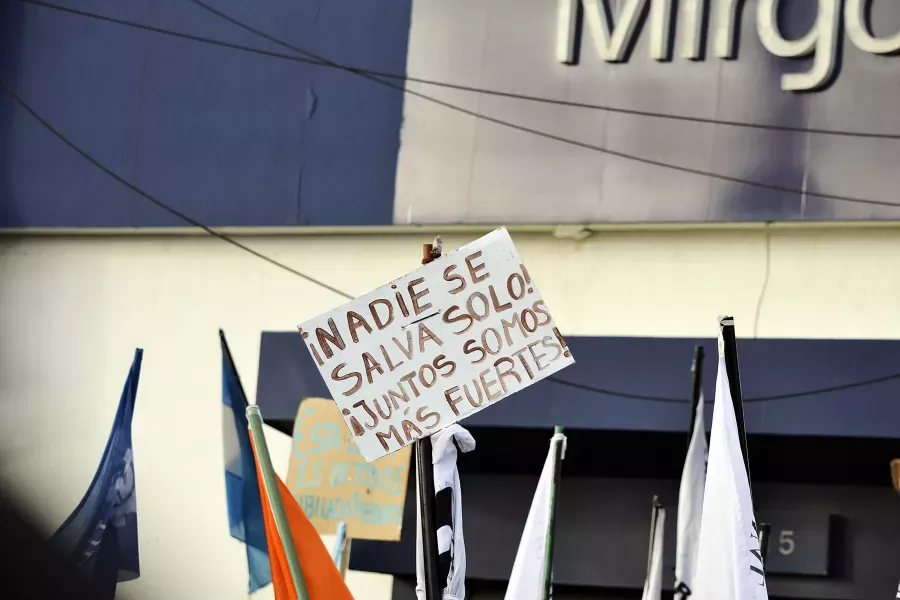 Acuerdo pone fin al conflicto en la industria pero continúan las tratativas