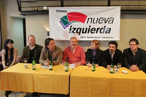 Lopes, Di Filippo, Viale, Bodart, Ríos, García y Sanmartino durante la conferencia de prensa.