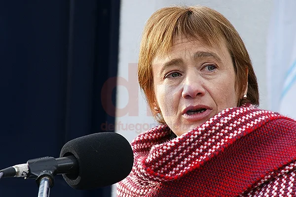 Gobernadora de Tierra del Fuego, Fabiana Ríos.