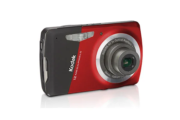 Kodak fabrica hace un año, cámaras digitales en Tierra del Fuego.