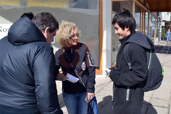 La campaña se llevó a cabo en diversas esquinas de la ciudad.