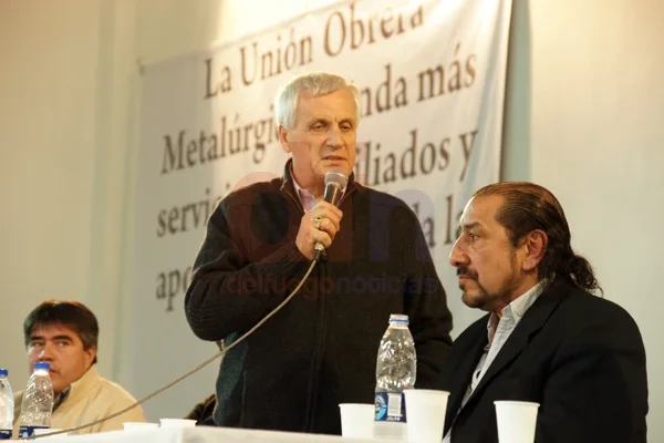 Antonio Caló, junto a Oscar Martínez en un acto realizado en Río Grande.