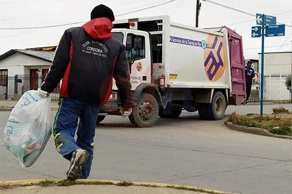 Los recolectores van al paro hasta nuevo aviso.