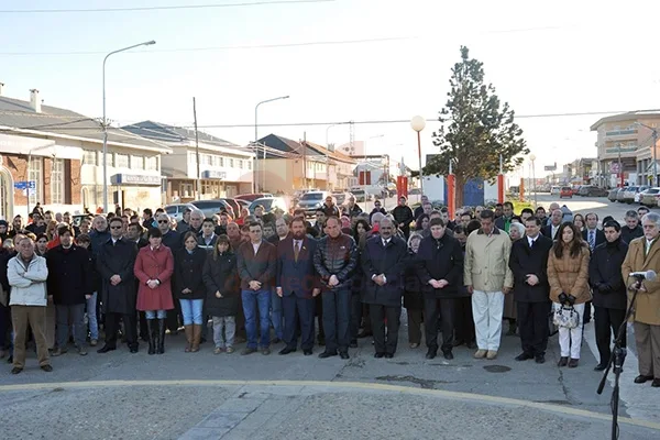 Parte del arco político fueguino, presente en el acto en Río Grande.