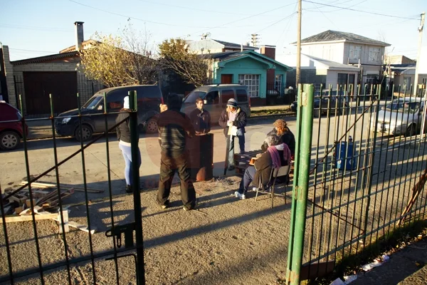 Nuevamente los padres apuntalan la protesta docente.