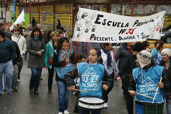 La desobilgación, al igual que el paro, será descontada de los salarios.