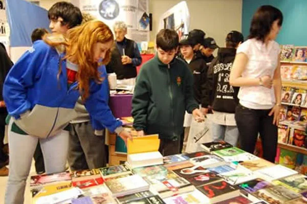 Le Feria del Libro de Tierra del Fuego suma una nueva edición.