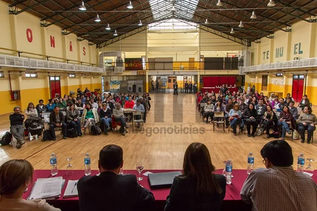 En Tolhuin, también hubo buena concurrencia de docentes.