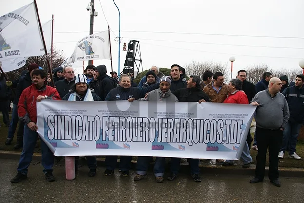 Petroleros Jerárquicos volvió a reclamar en Roch.