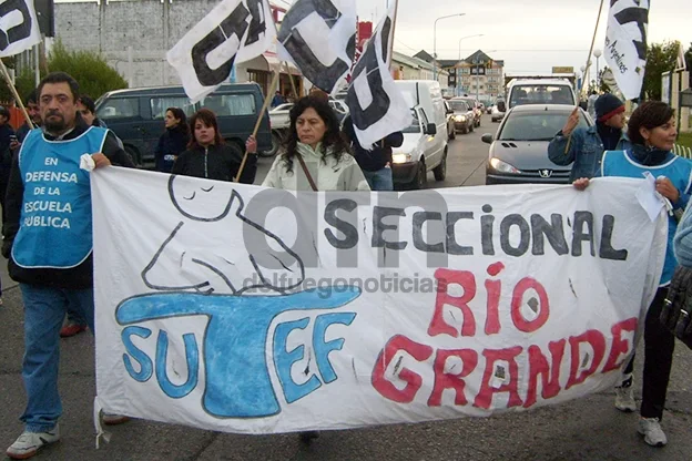 Los docentes de toda la provincia vuelven al paro.