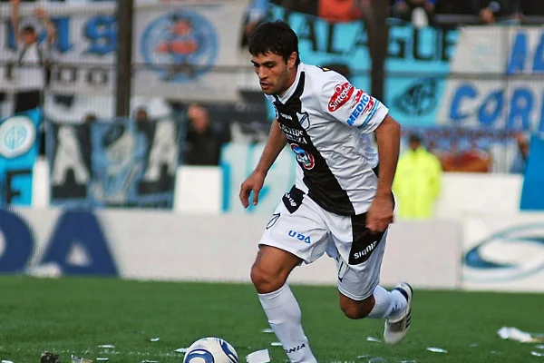 Francisco Martínez truvo un buen desempeño en su debut en Primera División.