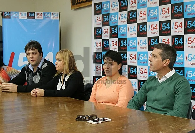 De Marco, Boyadjian, Andrade y Loffler, al inicio de la reunión.