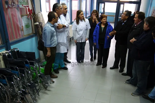 La donación se entregó en el hall central del Hospital Regional Río Grande.
