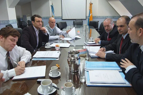 Fructífera reunión en la Legislatura provincial,