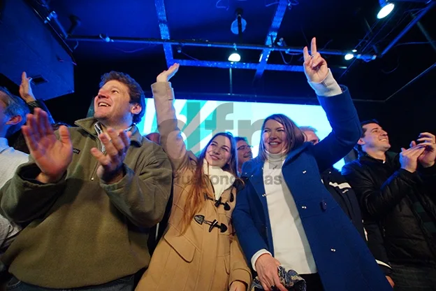 Rosana Bertone y Gustavo Melella, dos de los que serán proclamados el 14 de octubre.