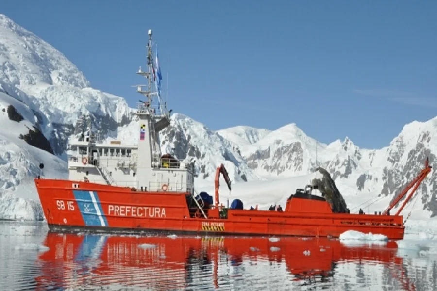 Prefectura inició la Campaña Antártica de Verano