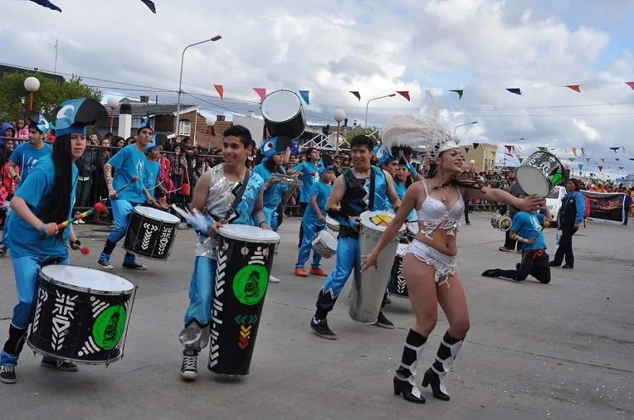 Gran concurrencia y colorido le dieron vida al Carnaval 2016