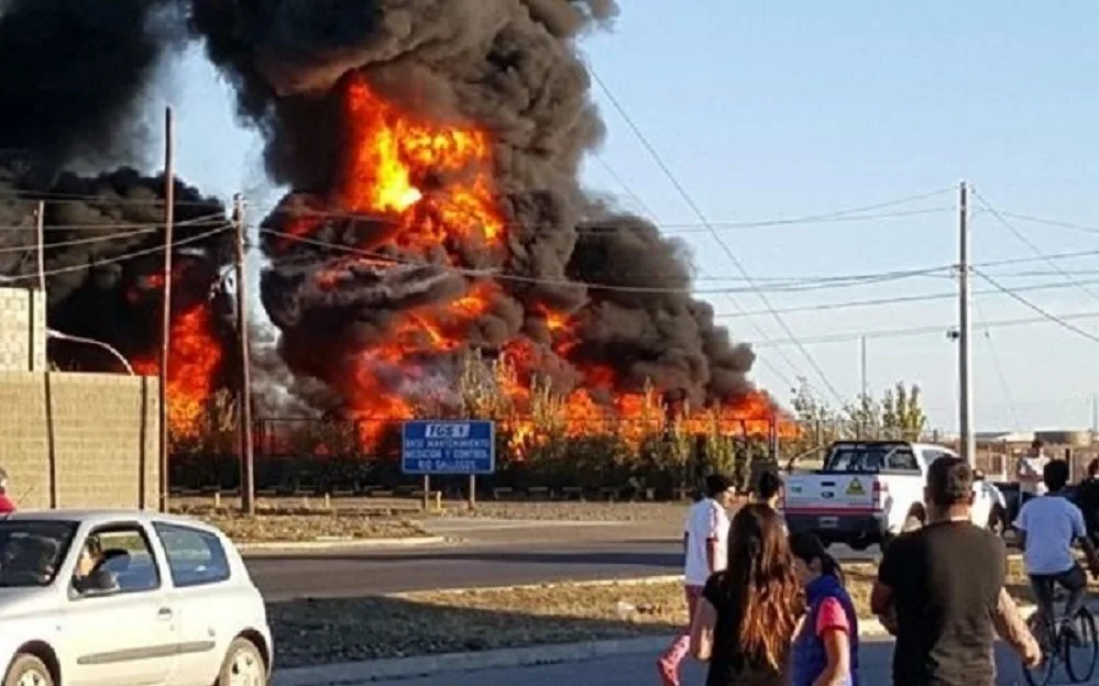 Río Gallegos: Incendio en planta compresora de gas