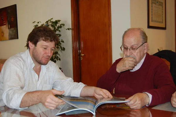 Gustavo Melella junto a Roberto Domecq, durante el encuentro del viernes.