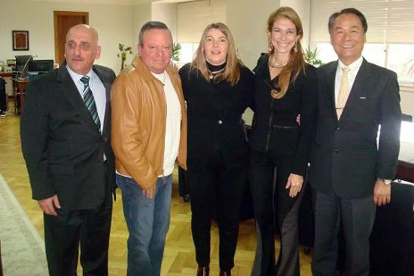 Bertone y Giorgi junto a los empresarios que buscan radicarse en Tierra del Fuego.