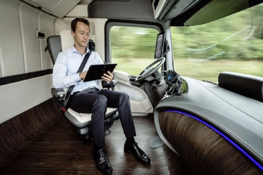 Camiones sin conductor: Pioneros en llevar tecnología autónoma a las rutas 
