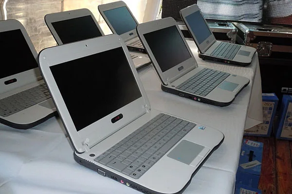 Las netbooks son destinadas a los estudiantes de la provincia.