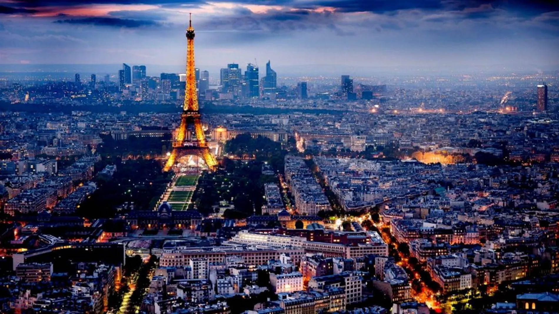 París, conocida como la "Ciudad de la Luz"