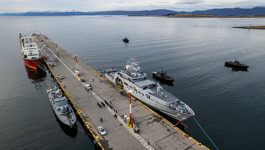 Un patrullero de ultramar de la Marina Nacional de Francia recaló en Ushuaia